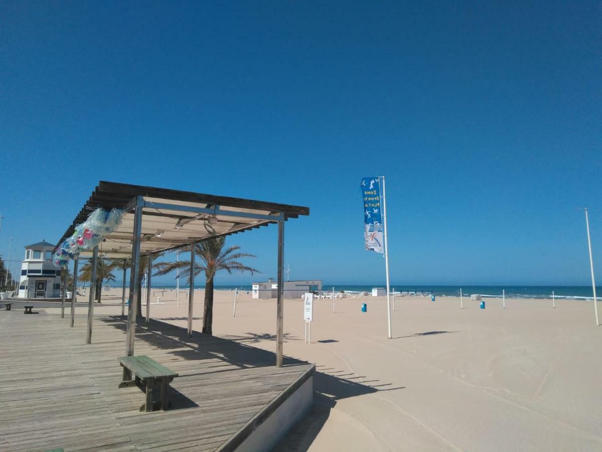Apartamento Deluxe A 50M De Playa - Aire Wifi Гандия Екстериор снимка